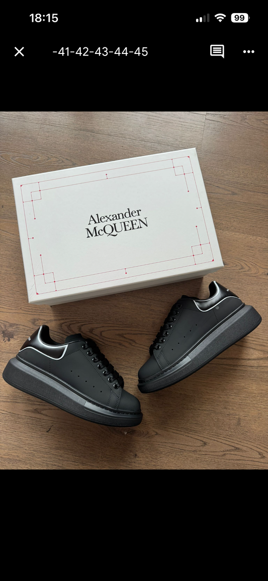 Alexander McQueen mix